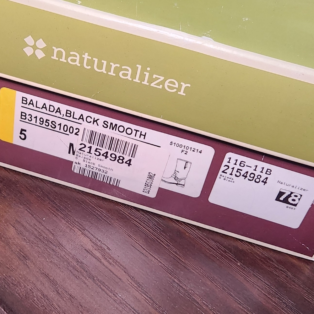 Naturalizer Balada Boots - Picture 8 of 8